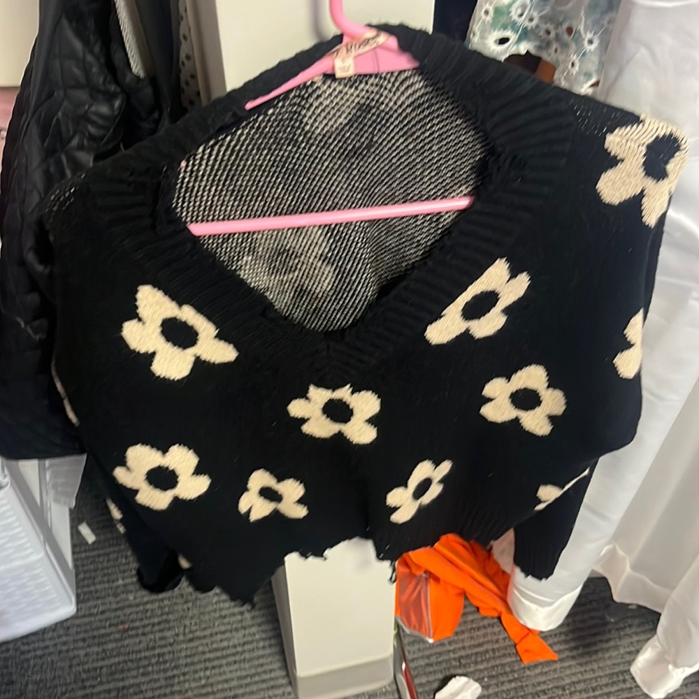 Flower Sweater - image 1